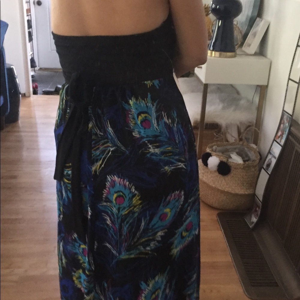 Dress - Picture 3 of 4